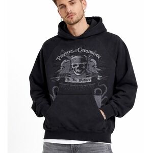Disneyland Pirates of the Caribbean Skull Graphic Hoodie Mens Size M Black